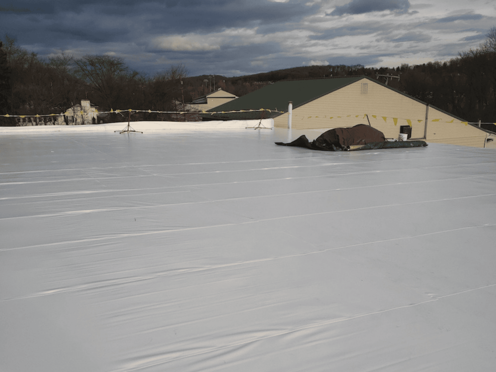 a roof of a building with a tarp on it